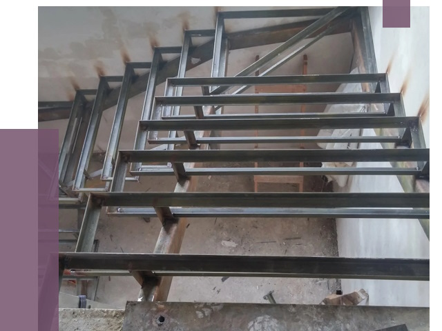 Демонтаж лестниц в Устях-Лабинске от 4291 руб. 
