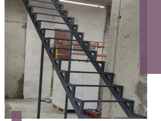 Демонтаж металлических лестниц в Устях-Лабинске быстро и безопасно