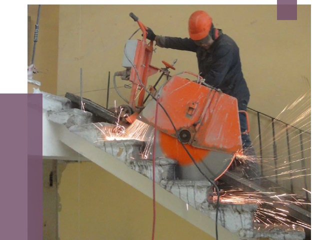 Демонтаж бетонных лестниц в Устях-Лабинске от 4597 руб. за м2 | ПРОЛЁТ-Улб