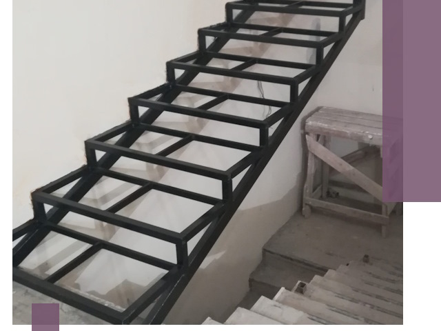 Демонтаж лестниц на металлокаркасе в Устях-Лабинске: быстрый вывоз и разбор