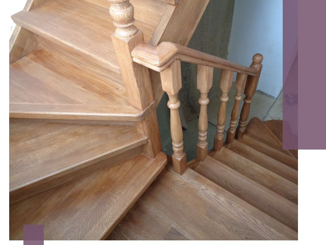 Дубовые лестницы под ключ в Устях-Лабинске: изготовление и монтаж