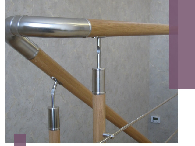 Комбинированные перила на заказ в Устях-Лабинске — монтаж и производство