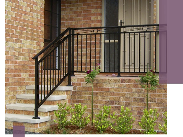 Уличные перила из металла под ключ в Устях-Лабинске