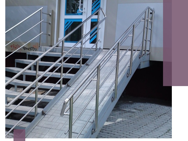 Пандус на крыльцо под ключ в Устях-Лабинске: монтаж и изготовление