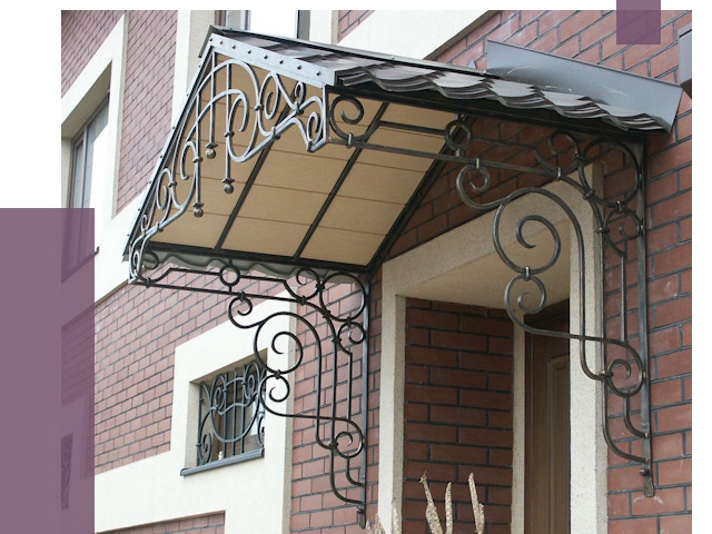 Двускатные козырьки в Устях-Лабинске под ключ от 12770 руб.